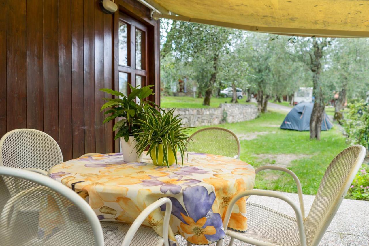 Monja Camping Village Brenzone sul Garda Eksteriør billede