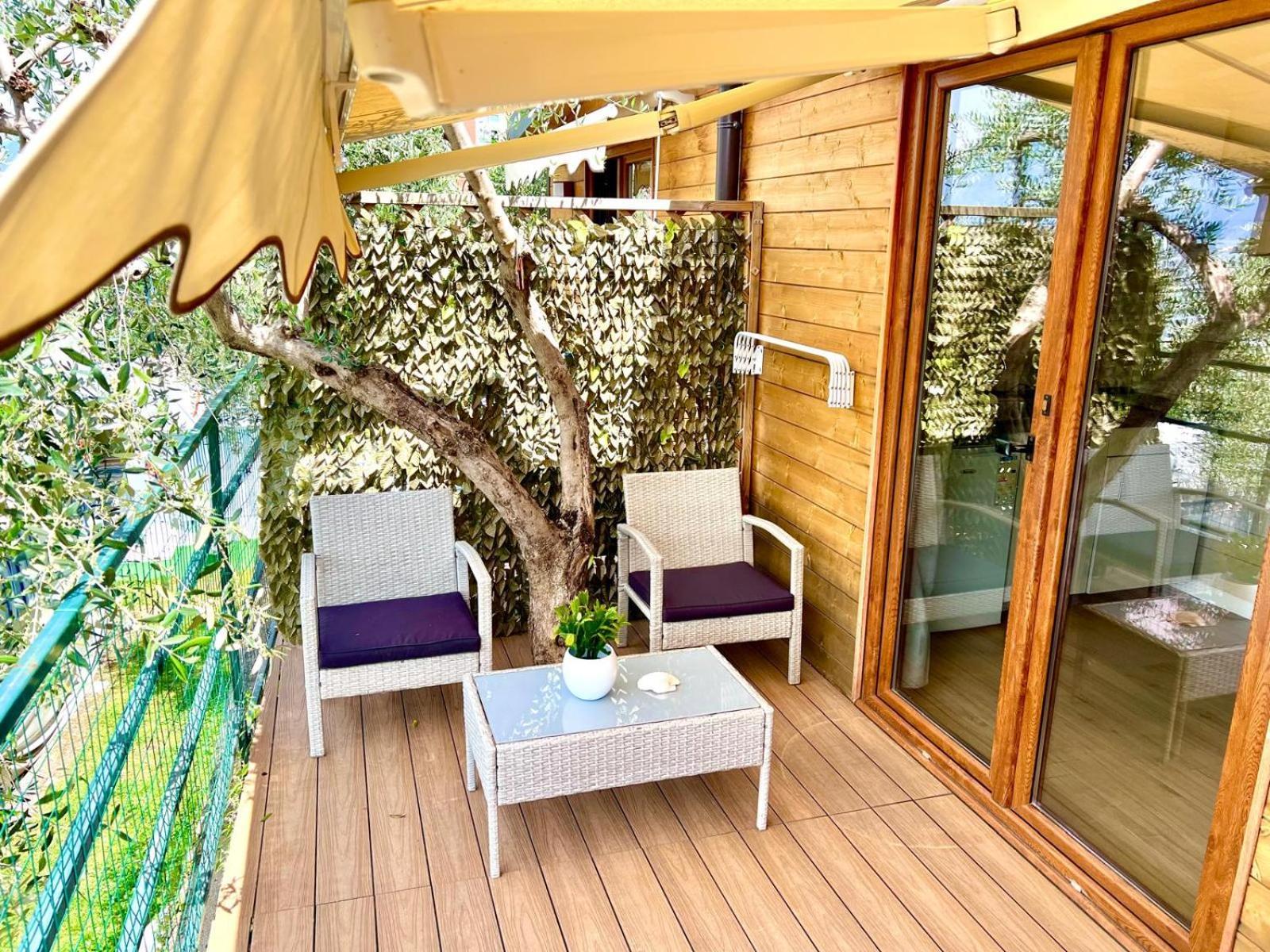 Monja Camping Village Brenzone sul Garda Eksteriør billede