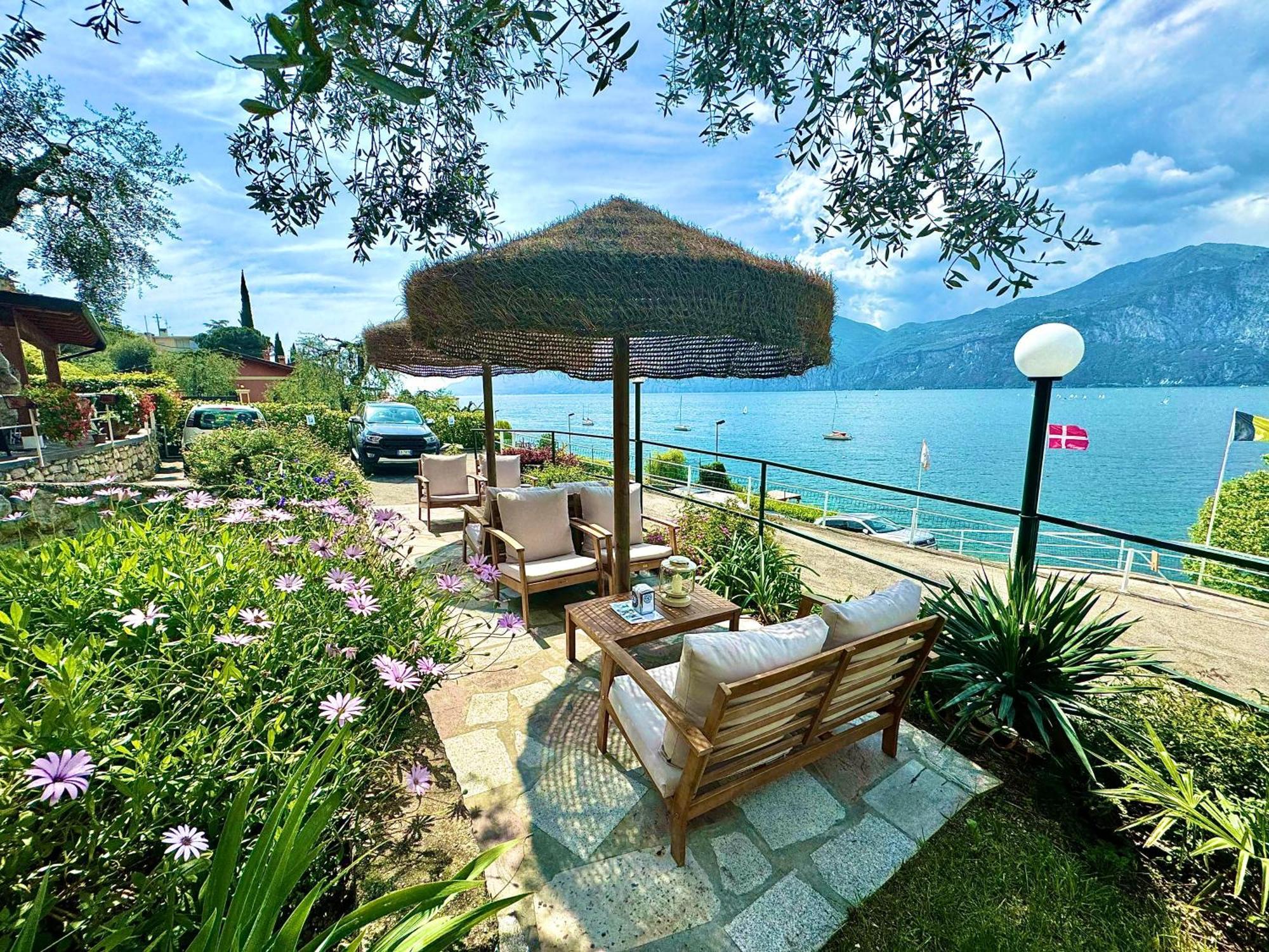 Monja Camping Village Brenzone sul Garda Eksteriør billede