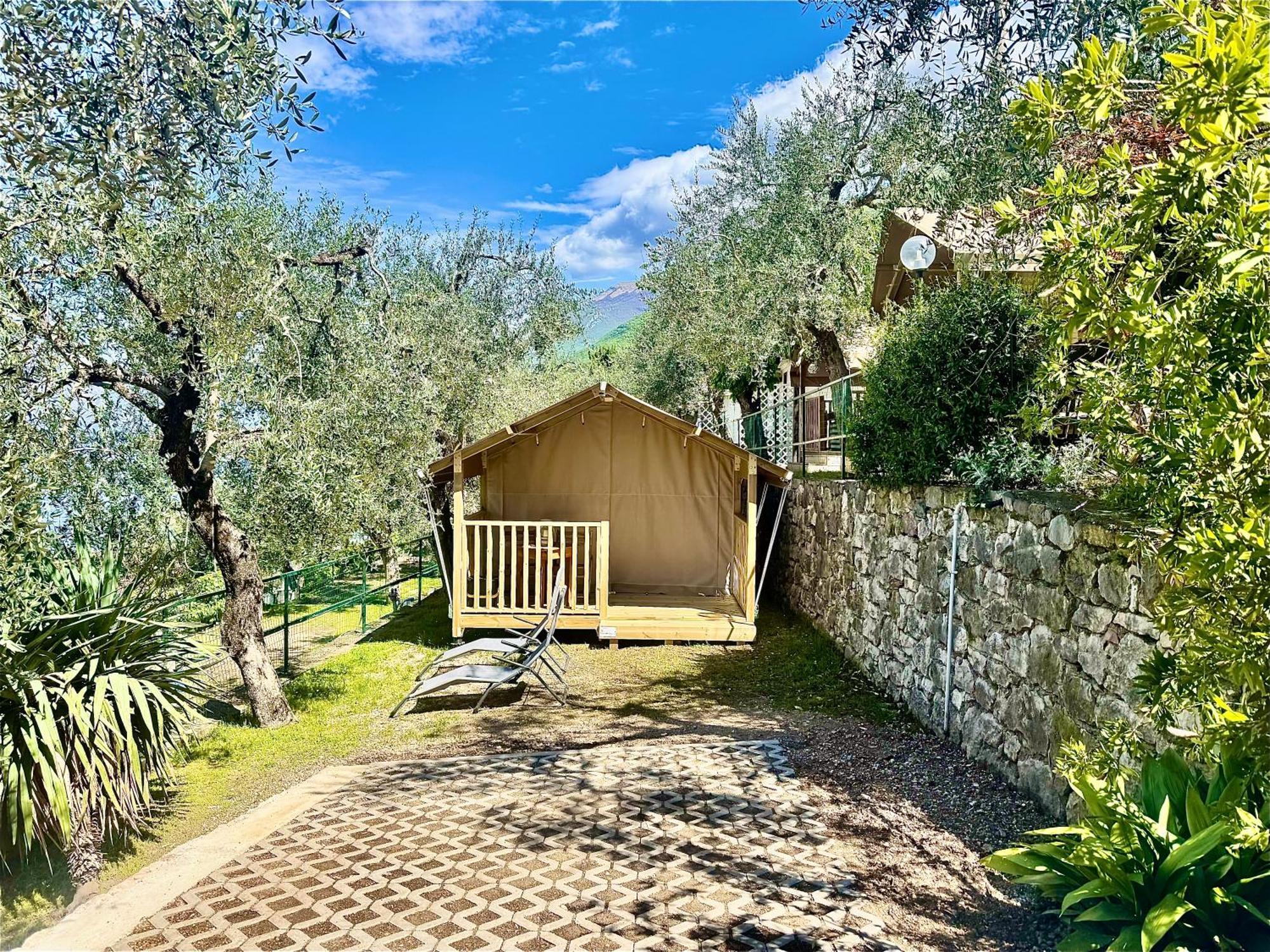 Monja Camping Village Brenzone sul Garda Eksteriør billede