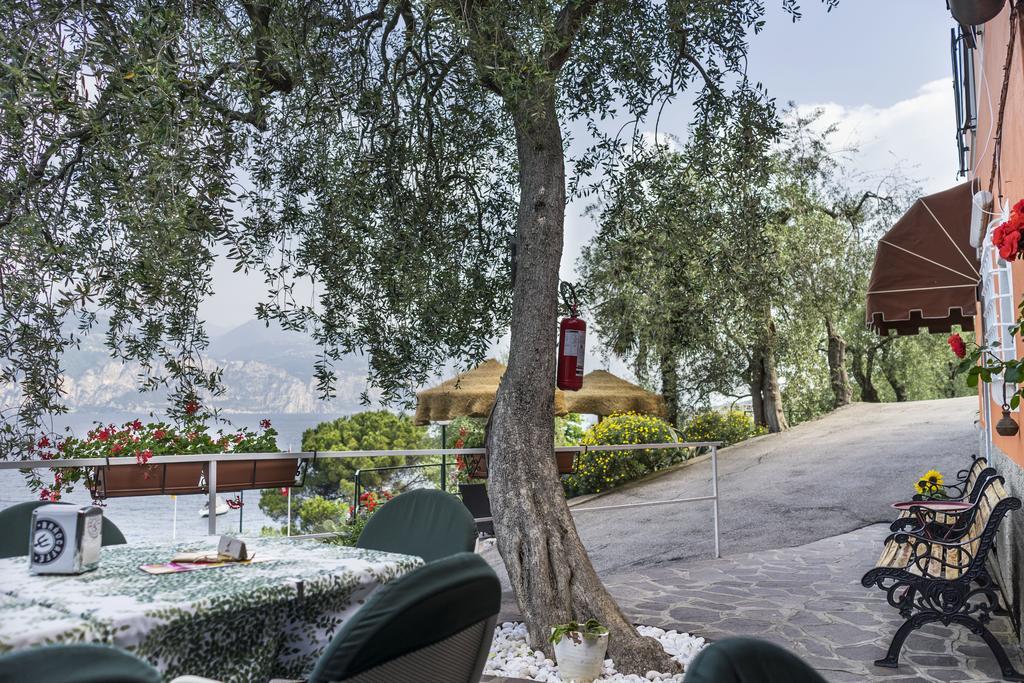 Monja Camping Village Brenzone sul Garda Eksteriør billede